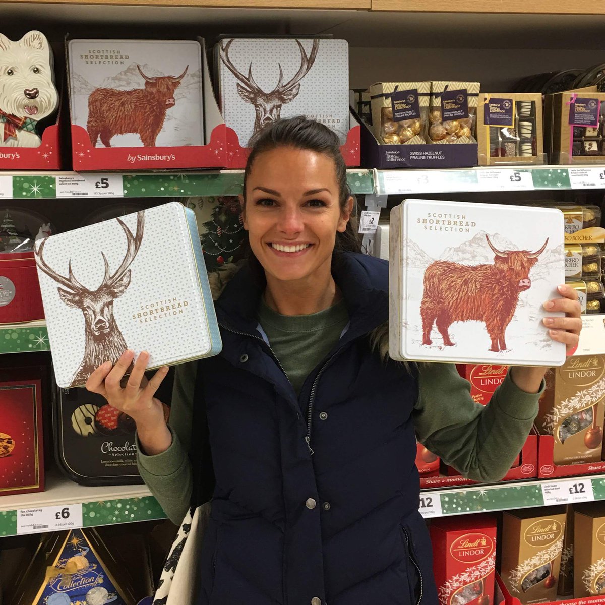 cherithharrison's tweet photo. Excited to see the shortbread gift tins designed &amp; illustrated for @sainsburys on the shelves, hope you like! #commission #packagingdesign https://t.co/wMn5lGepfJ