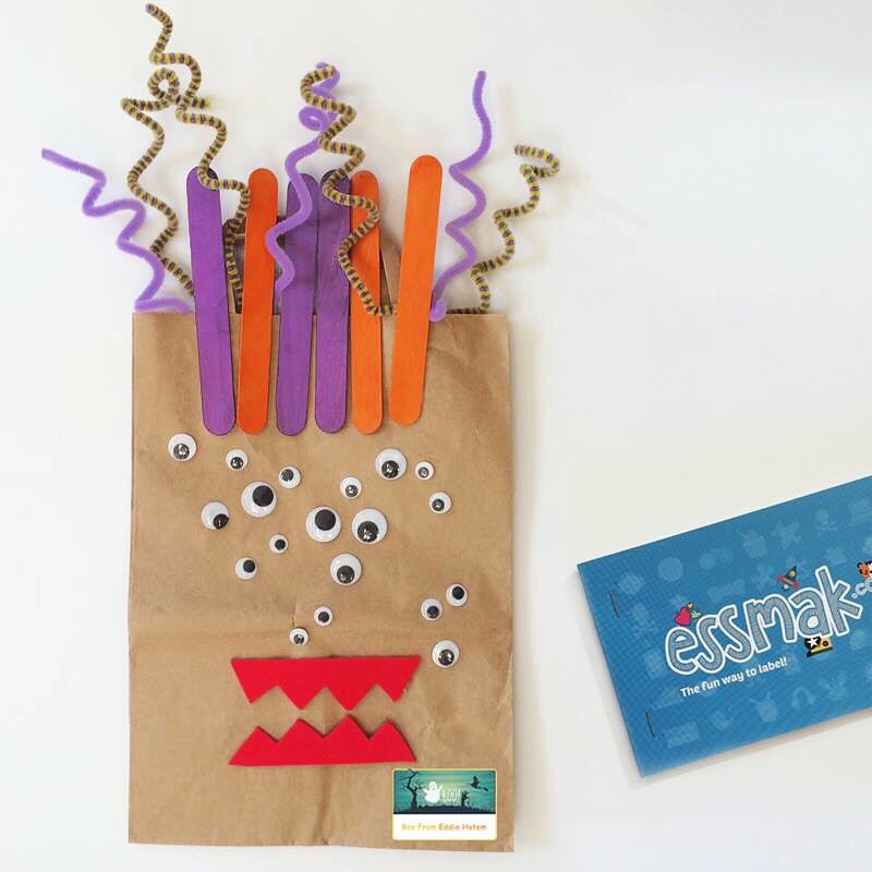 EssmakLabels's tweet photo. we’re helping you plan your Halloween treats with this easy and super cute DIY treat bag https://t.co/OCW394TW5o https://t.co/cfOP8voBoe