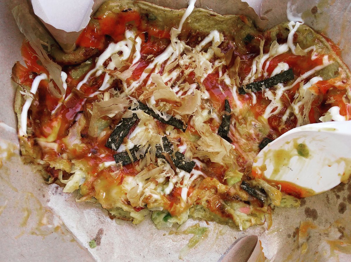 onii_tako's tweet photo. Okonomiyaki isi original octopus @octoproject_ LapanganParkir StadionGajayana Malang https://t.co/JxBtwxZ0yU