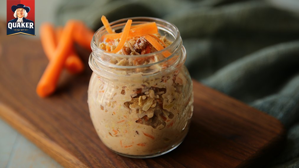No time for breakfast? No problem! Quaker’s Morning Glory Overnight Oats are a time saver and make for a hearty, delicious morning. #Oatober