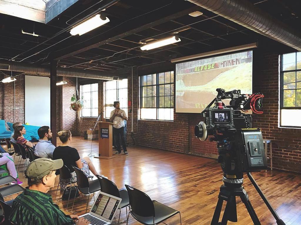 DoubleTakeTweet's tweet image. #cmrva ift.tt/2eeUydM