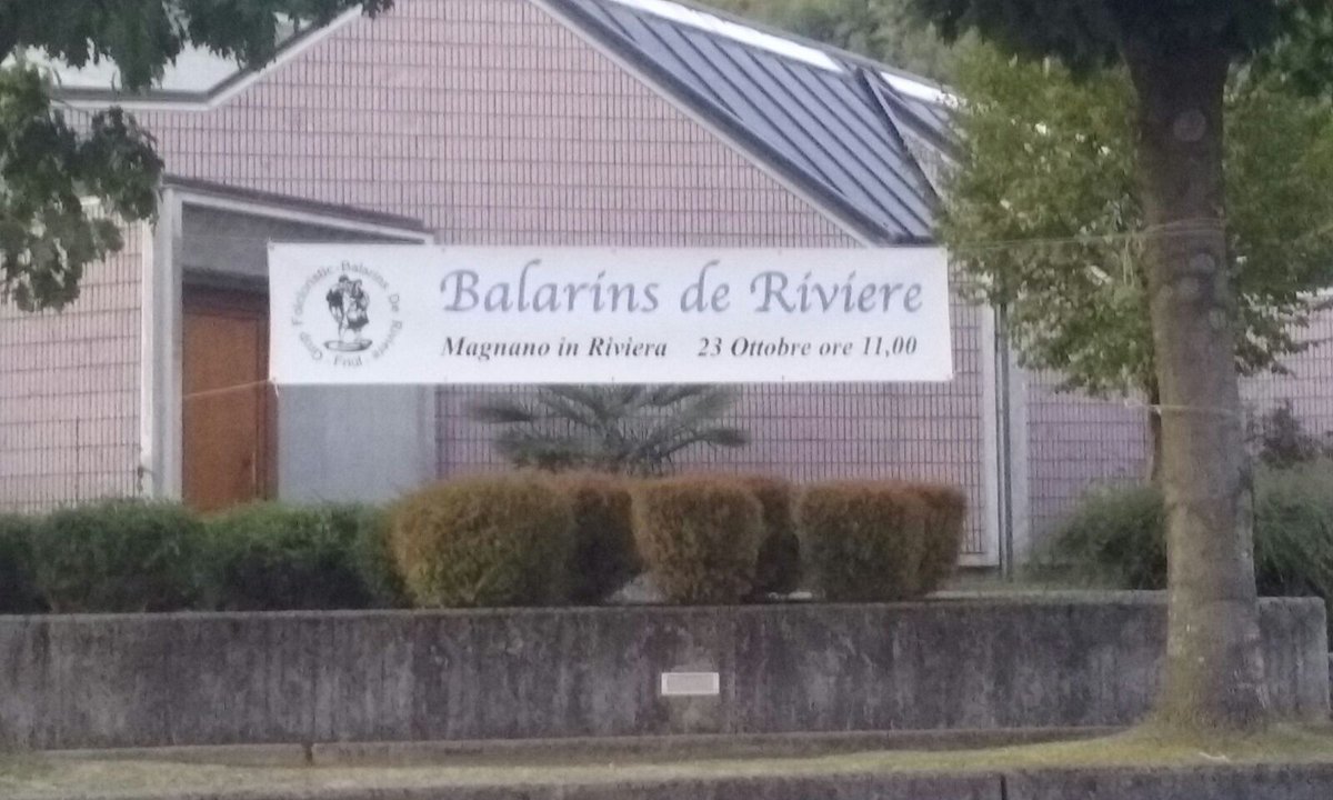 1965BdR's tweet photo. Domenica 23 ottobre 2016 i Ballarini de riviera vi aspettano in Piazza Urli a Magnano in Riviera in occasione delle festa delle catagne🌰🌰 https://t.co/TXFYhuOfsj