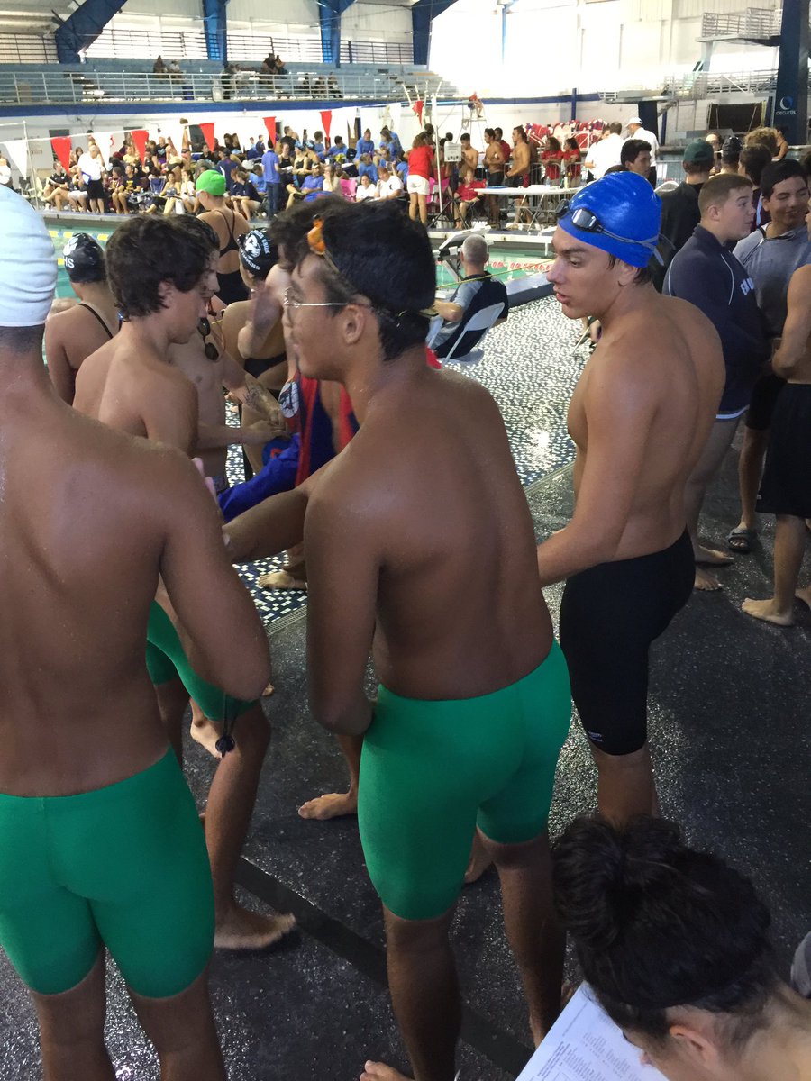 philiphuman1's tweet photo. District swim meet #ORHS swims https://t.co/geyzR8zV6x