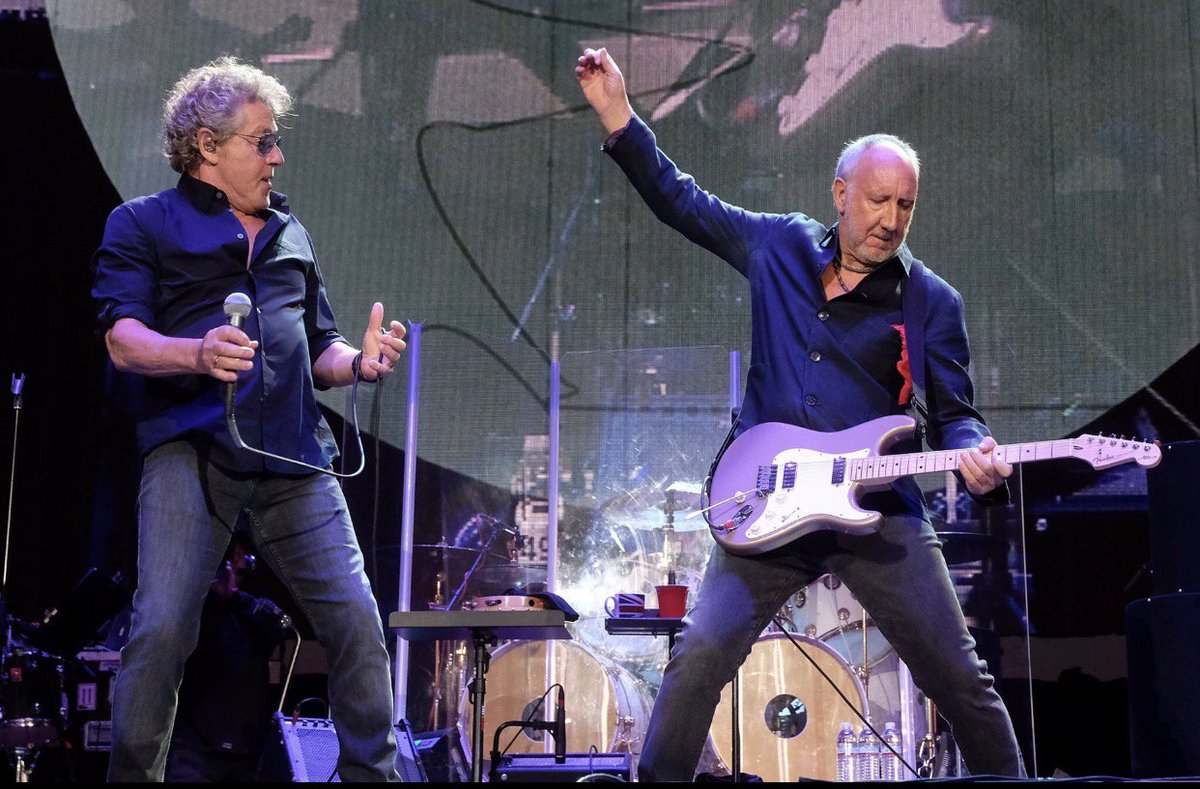 RocknAZ66's tweet photo. @DesertTripIndio music festival: most amazing musical weekend of my life! @PaulMcCartney @RollingStones  @rogerwaters @Neilyoung @TheWho https://t.co/cDUxmz5y1s