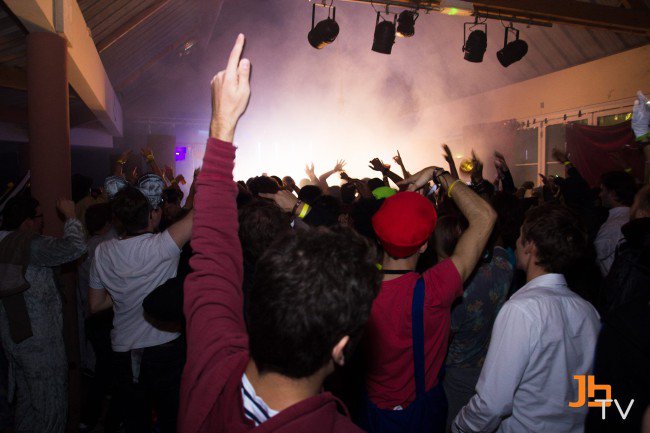 Cette année, le <a href="/SDIShowUp/">SDI Show'Up</a> vous immisçaient dans le monde déjanté du cirque ! ece.fr/ecole-ingenieu…