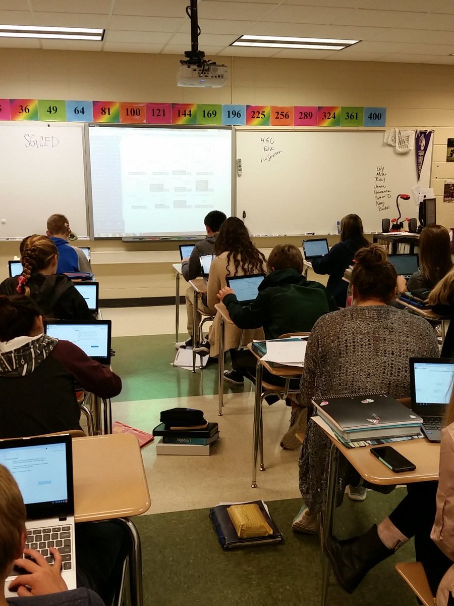 zimmela7266's tweet photo. My first demos activity...loving it! #pridechs #desmos #algebra #inequality #intervalnotation https://t.co/VvWefgzwti