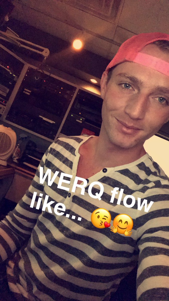 zacwoodward's tweet photo. Do something today to better your future 💯💅🏻#werqflow https://t.co/UwxC2YtVts