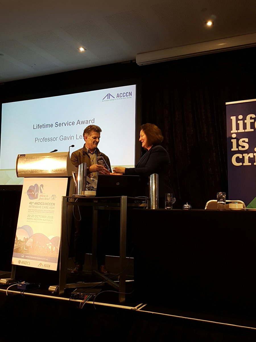 Aus_CC's tweet photo. Professor Gavin Leslie receiving the inaugural ACCCN lifetime service award for his tenure as Editor-in-chief of Australian Critical Care 👏👏 https://t.co/ywXHU5pa1k