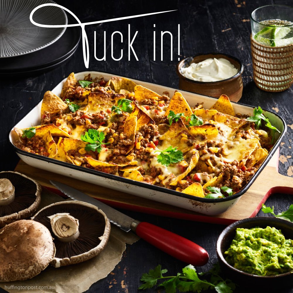 FreshMushrooms's tweet photo. Nacho average nachos! ;) See our latest blog post for a new take on the delicious Mexican meal - https://t.co/HWkMwv0uQb #blendtrend #nachos https://t.co/Exd8kEexQ2