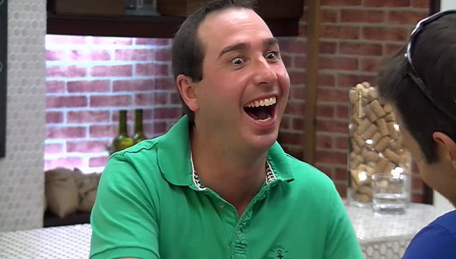 firstdates_tv's tweet photo. El rostro de terror que sólo puedo provocar un suegro #FirstDates161 https://t.co/xp0P6ENe2c https://t.co/NqmtcFepUw