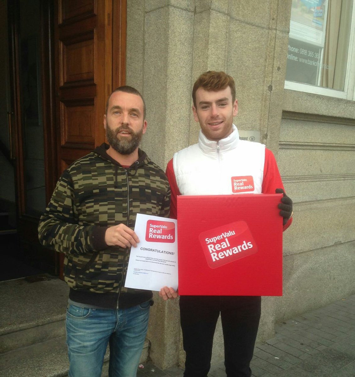 SuperValuIRL's tweet photo. WINNER alert! David Power was the first person to find us @bankofireland in Waterford, congrats. #SuperValuRealRewards https://t.co/kxWTwNSyEl