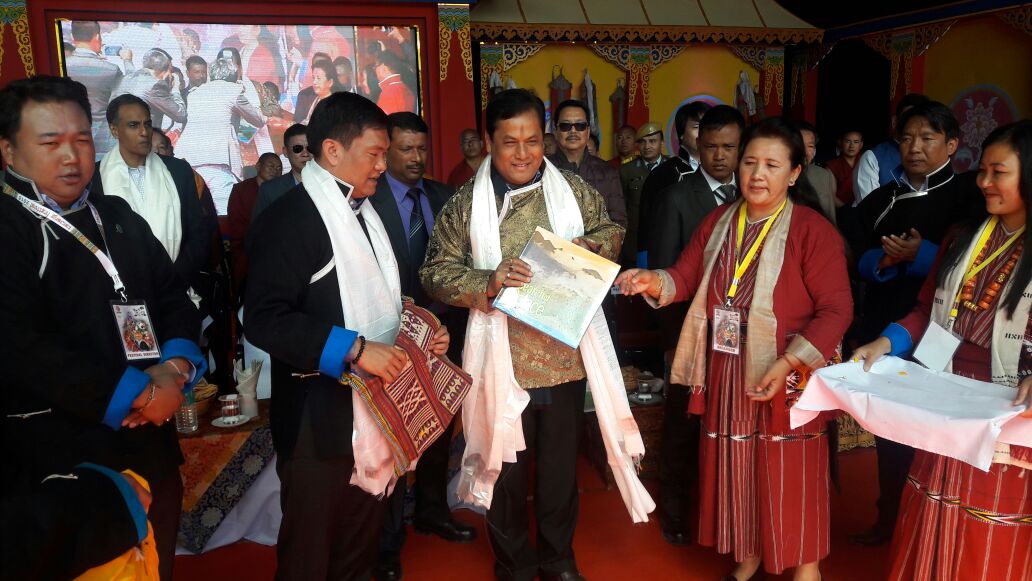 sarbanandsonwal's tweet photo. Tawang symbolises the tremendous potentialities of #NorthEast India. Sharing some moments from #TawangFestival https://t.co/lXhP8uFqbv
