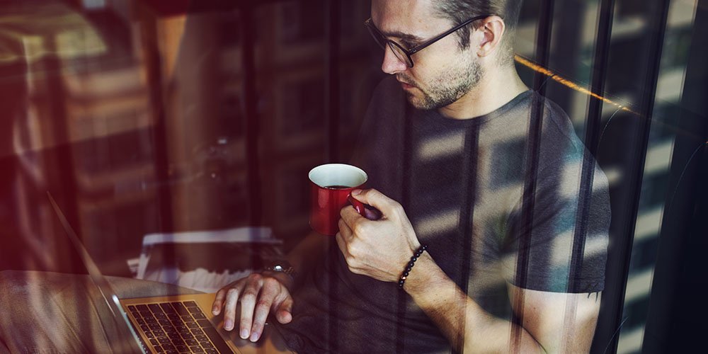 BusinessInsider's tweet image. Starting your day with a power hour can massively increase your productivity read.bi/2dCLmwP