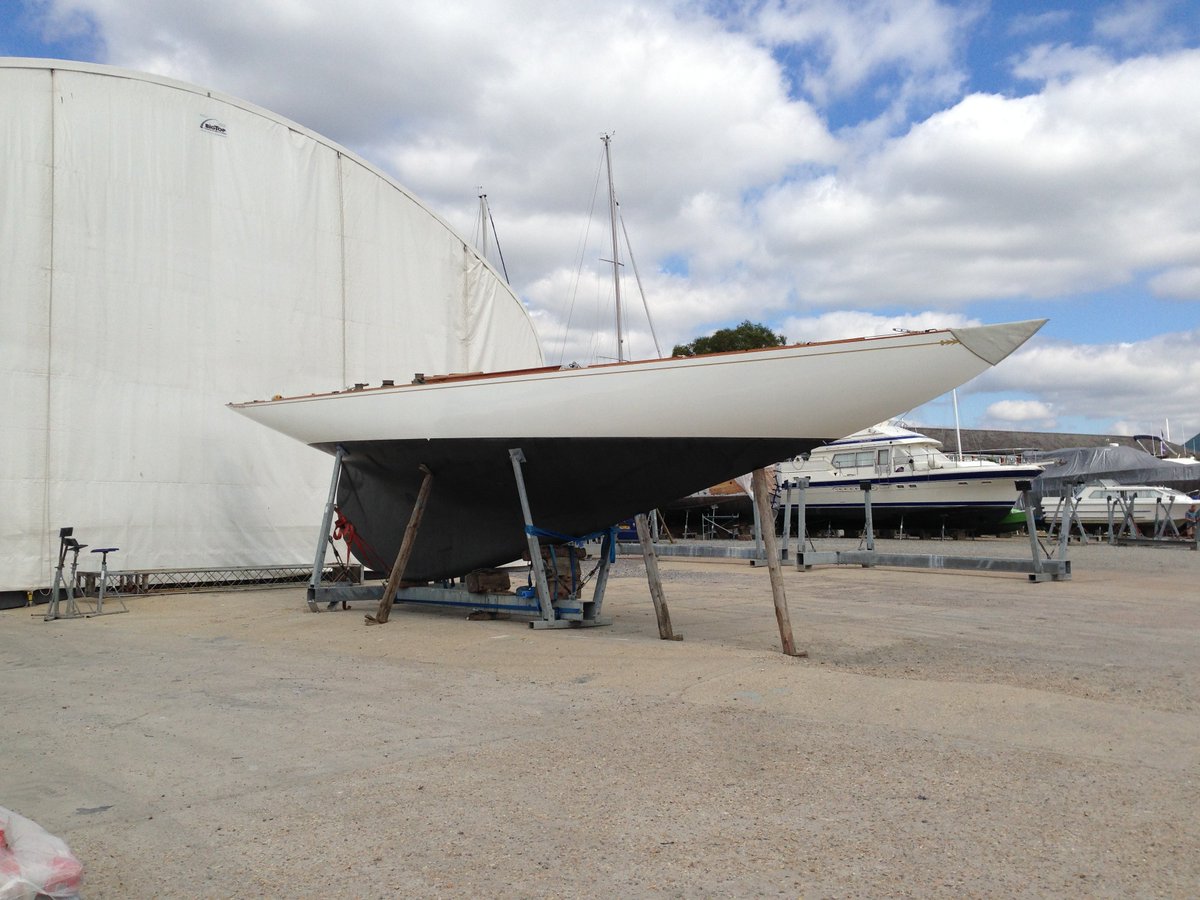 Our Southampton Shed filling up with some stunning yachts ready for winter maintenance! bit.ly/2endBAH