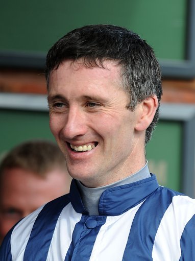 CheltenhamRaces's tweet photo. We are pleased to announce that the 2017 National Hunt Chase will be run in memory of JT McNamara. https://t.co/zG3tjpKaUE