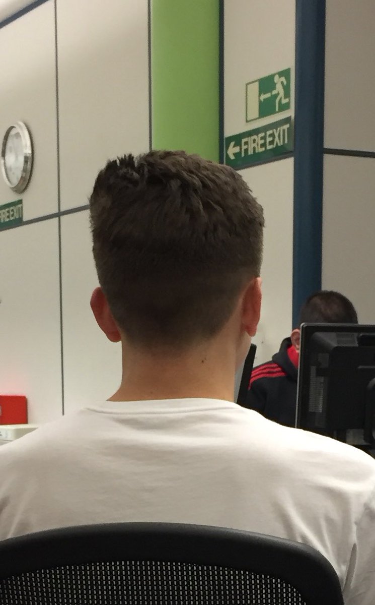 OBAFootballClub's tweet photo. CHANCE TO WIN!! Guess the new signing and win tickets to the next match.. competition closes at 2:59pm 21/10/2016 #OBAFC https://t.co/yvRJcZrHOx