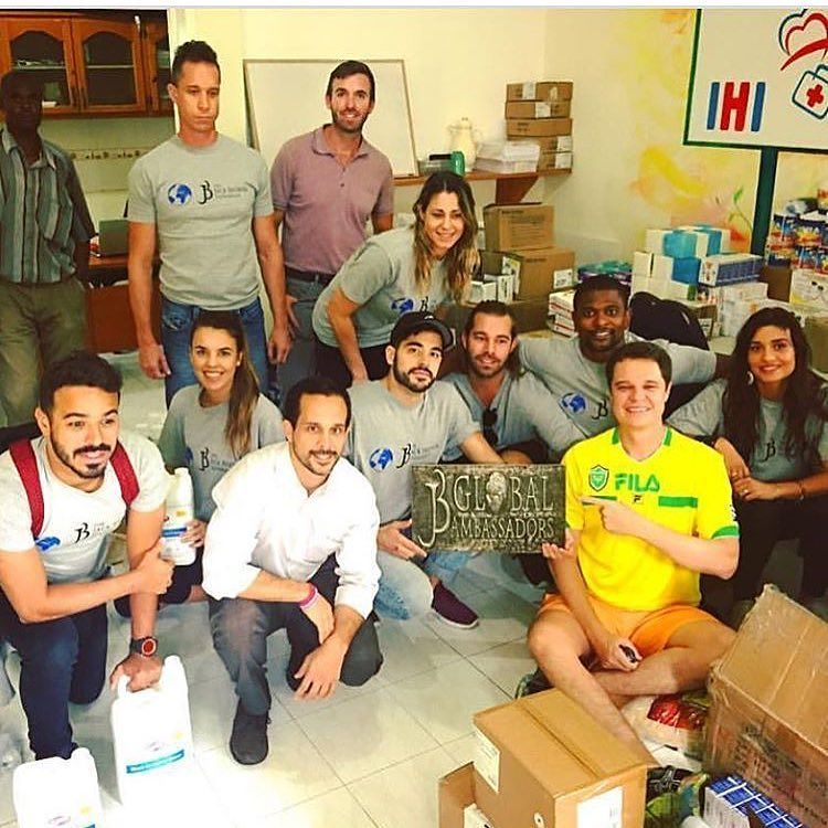 MikeyDeleasa's tweet photo. The UN canceled convoys for the first day due to flooding so part of the day @jbfworldwide sorted medical supplies … https://t.co/K3AtLkIgPg