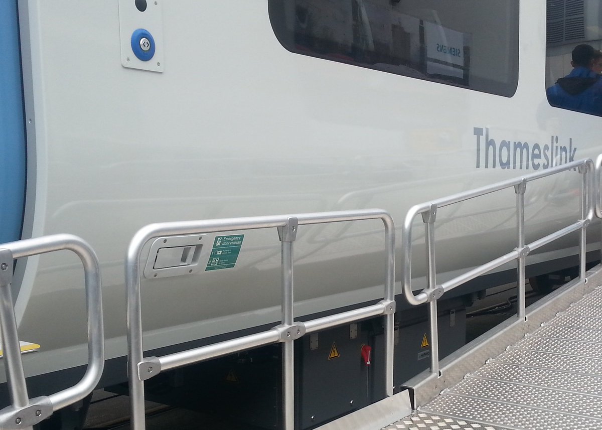bit.ly/2eggroX #Hoppecke to provide #battery #technology for Thameslink #trains