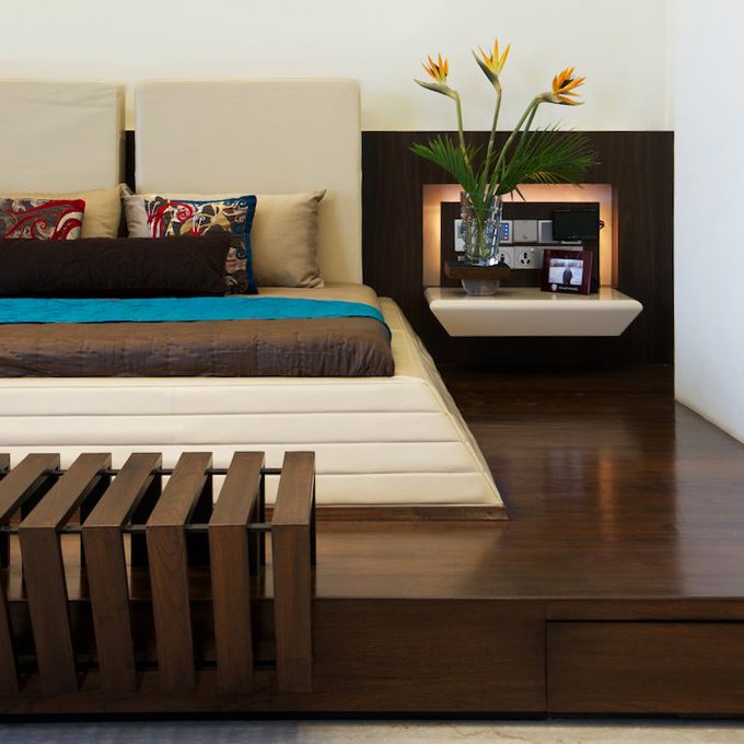 studiodesigninc's tweet photo. A contemporary master bedroom displaying a taut balance between material play, crisp lines and multi-levels. #designinc #indiadesignworld https://t.co/OQWdbwBJOO
