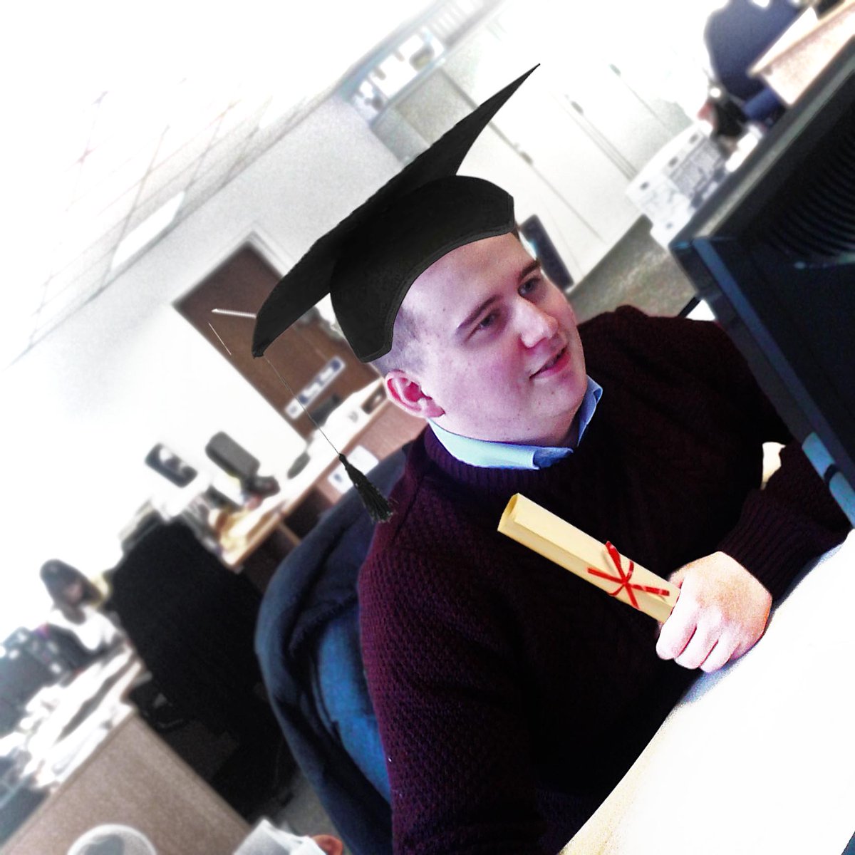 pfi_signs's tweet photo. We're celebrating with Matthew Farrell this week, who's the first office apprentice to 'graduate' to a full-time position with us #congrats https://t.co/3bAPxHCFYi