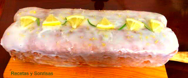 isaDarna's tweet photo. #Pastel de #piña y #limón con una cobertura #yummy! jajaja.
https://t.co/r2U0gfWPHE
#postre #merienda #te #receta #pasteldefrutas https://t.co/qAiL2LnLny
