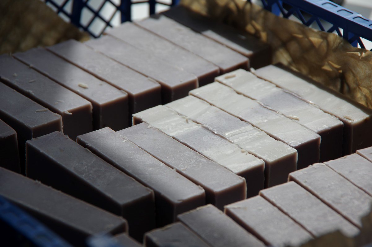ChucklingGoat's tweet photo. You can buy our natural #skincare straight from the farm today! Pop-up shop open 10am - 3pm. #natural #probiotic #goatsmilksoap https://t.co/tUfsh5rGnF