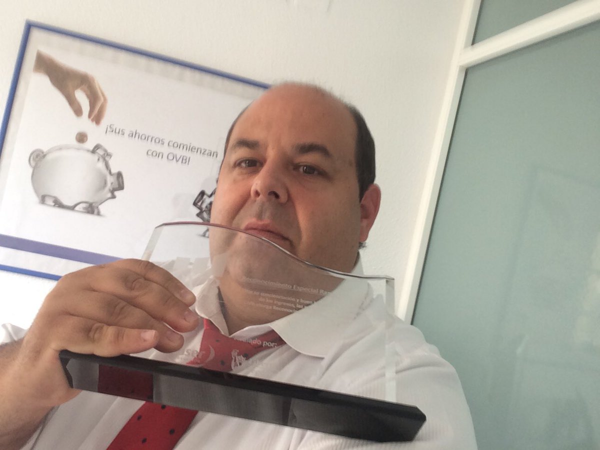 guillermogope's tweet photo. Trabajando duro llegaremos lejos #equipo #OVB #VEL1 https://t.co/qAccEoLrSd