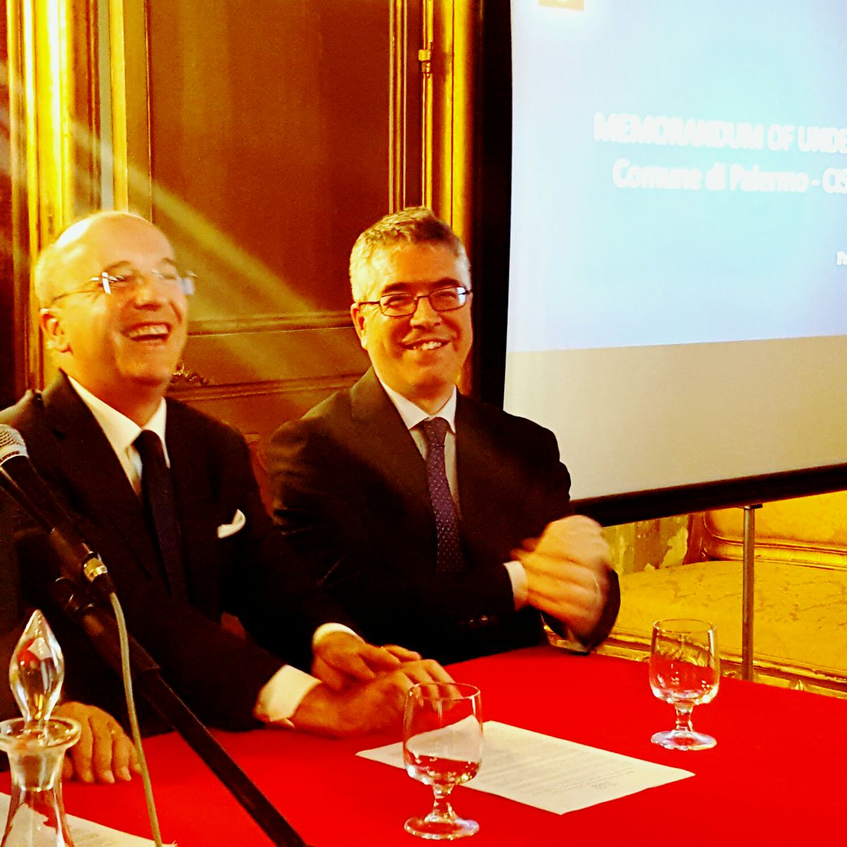 LeolucaOrlando1's tweet photo. Oggi rendiamo nota la nostra visione della città anche nell’innovazione digit.
#formazione #inclusionesociale #wififree #digitalia #digiPA https://t.co/WCS0u0zrbt