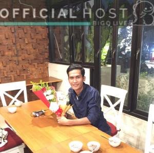 adelliiaa's tweet photo. Come join me, or you'll be left behind #BIGOLIVE > Share &amp; gift ya.  https://t.co/DN1bpQNjxw https://t.co/vSjQmRnN74