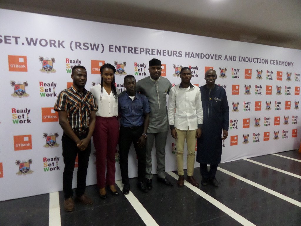 a_olabalogun's tweet image. Formal #RSWHandover of graduates to respective partners by the SA, Education, @felabankolemoh at the induction ceremony