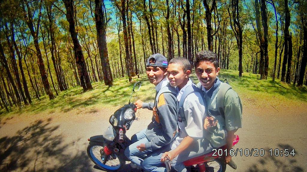 PutraBoling27's tweet photo. Go explore 
#TimorTengahSelatan
#MTMATTS https://t.co/sQbyGKE4FM