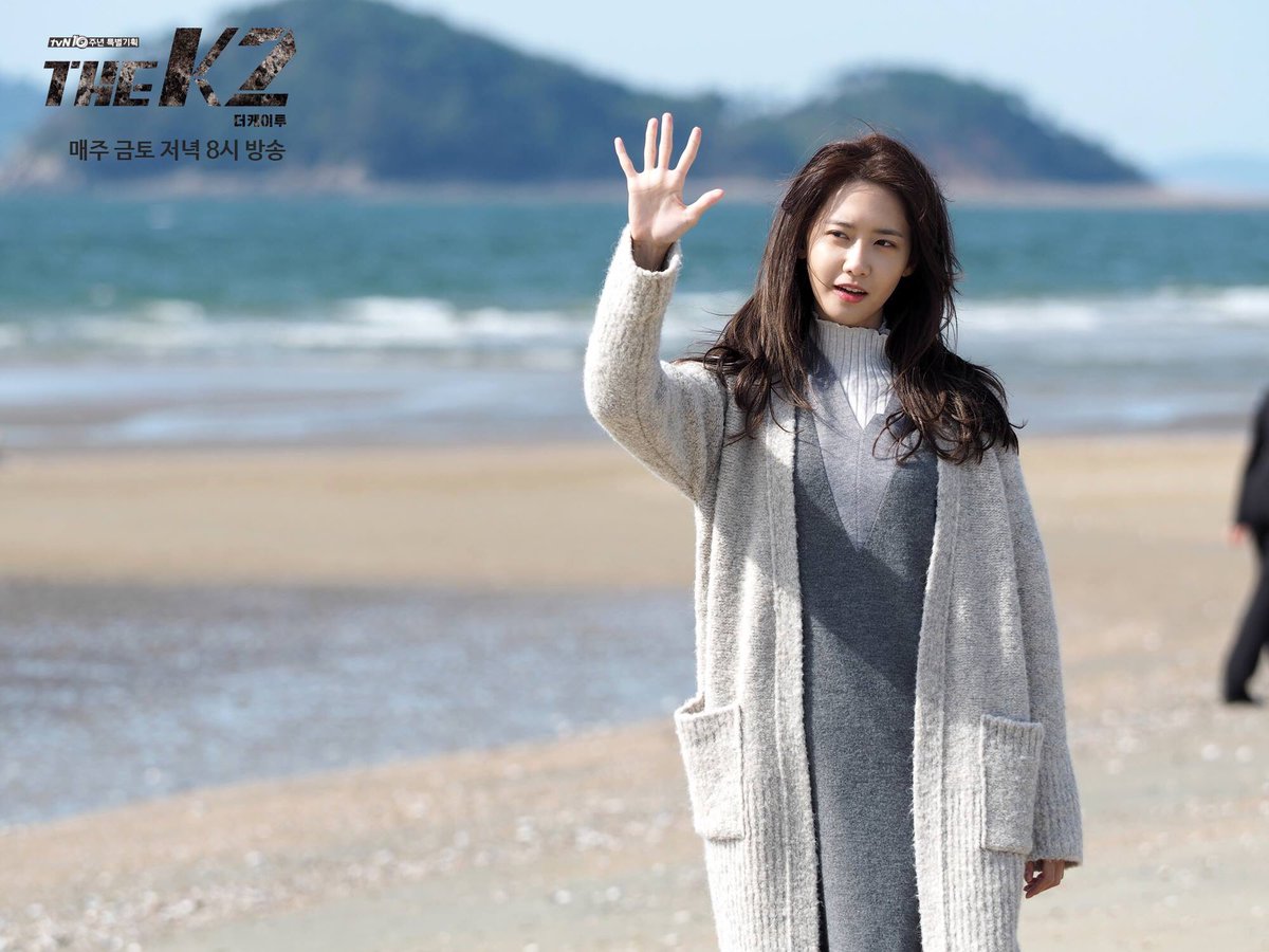 Korseries's tweet photo. จีชางอุค - ยุนอา SNSD ระหว่างถ่ายทำละคร #TheK2 ช่อง tvN💕 https://t.co/X9fC7I6uDD