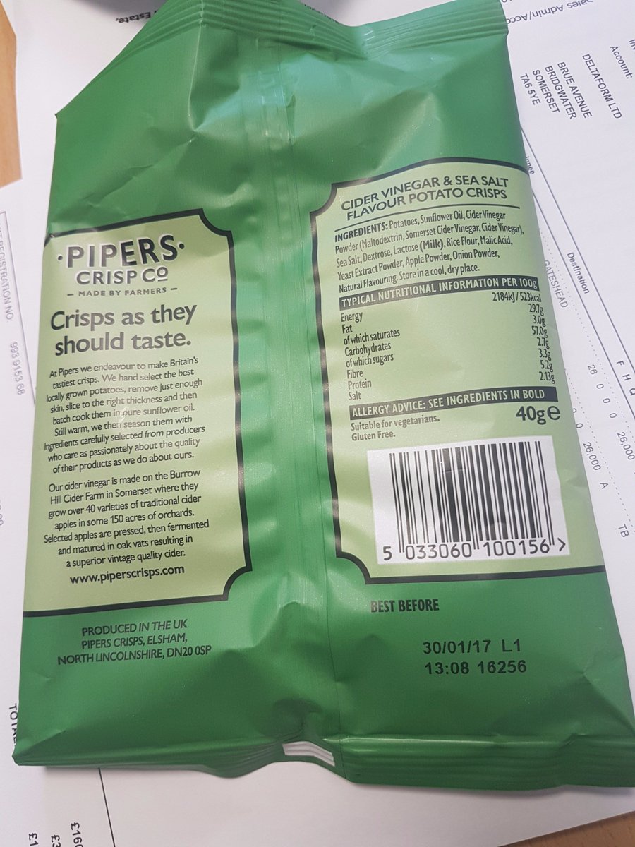 xtiffanybakerx's tweet photo. We found a packet of crisps thst doesn't go out of date on a Saturday ! 🎉🎉 #winner #KissFM #crisps https://t.co/XirBZVEZl7
