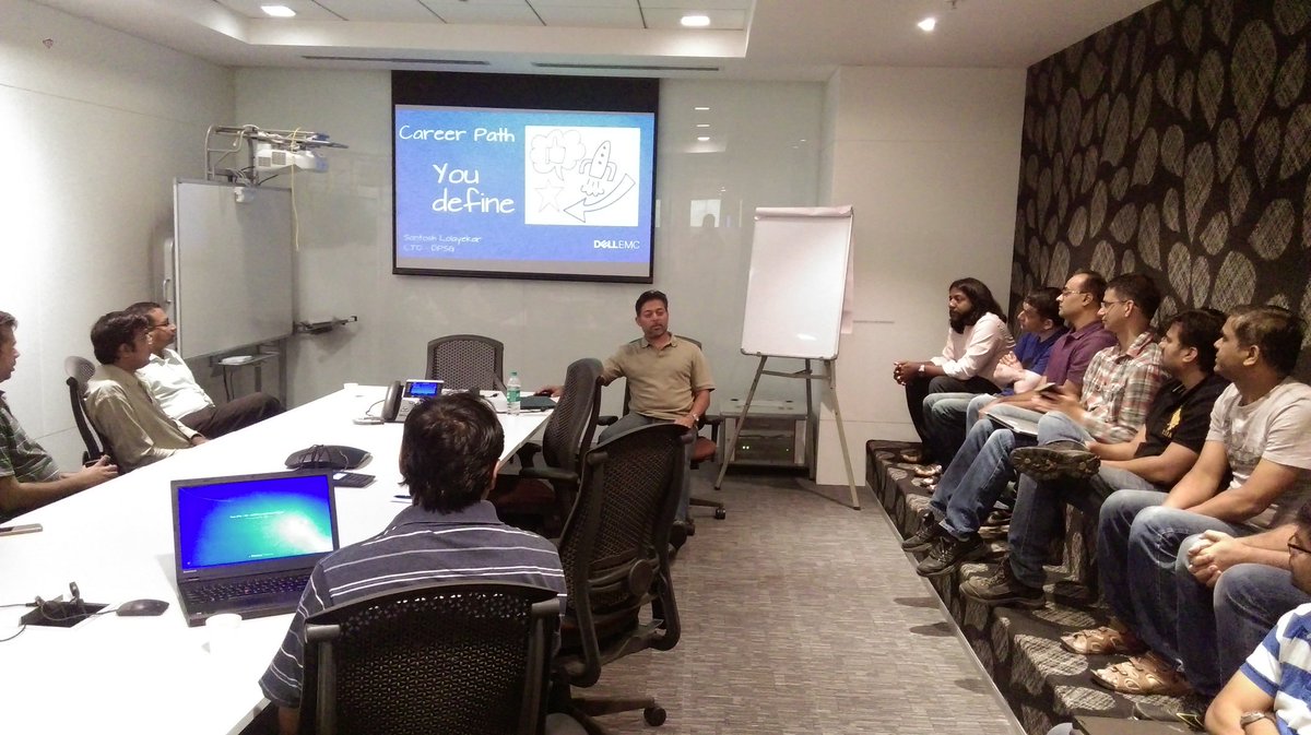 RajeshRaje's tweet photo. @Zhu_qing_us @anujxgarg @thesachinpb @Mujo228 career conversation with Santosh at Dell EMC Pune office https://t.co/vUDnpwDtAI