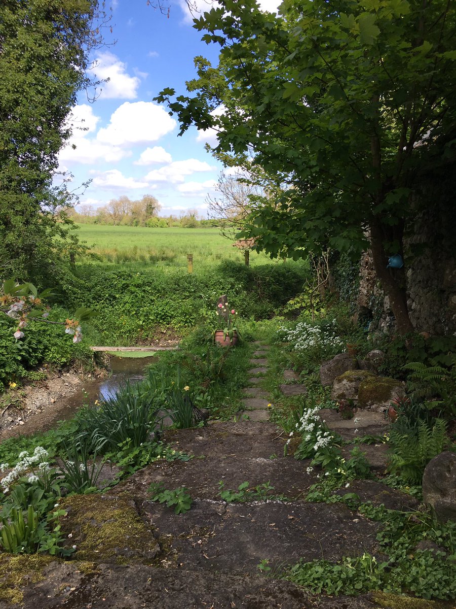 we've got that #FridayFeeling here at the studio. what a view!