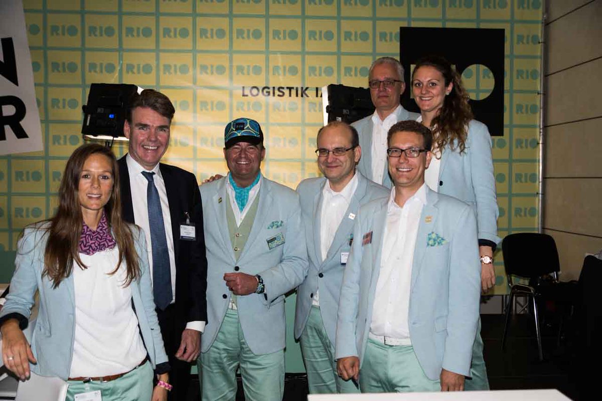 Eine aufregende #dlk2016 geht zu Ende. Vielen Dank, Grüße und bis nächstes Mal vom #RIO Team und Joachim Drees, CEO <a href="/MAN_Group/">Blue Man Group</a> #logisitk