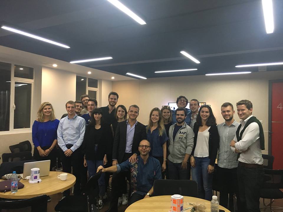 EFAP_'s tweet photo. Lancement d'un nouveau blog avec nos étudiants du @MBADMB de l'EFAP à #Shanghai ! #MBADMB #DigitalMarketing #GAFBAT 
https://t.co/uGLTKcM730 https://t.co/9qsnj2Cyp8