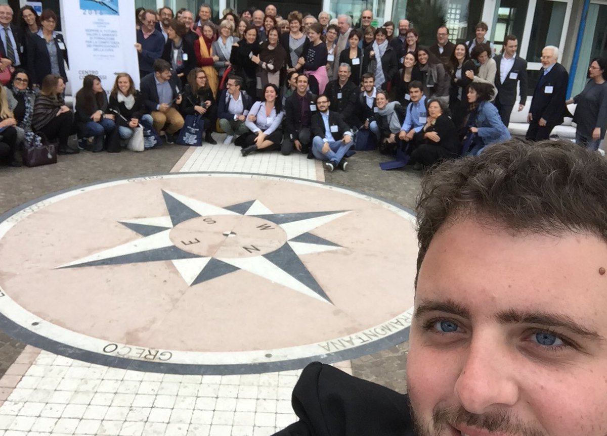 tancredi_lp's tweet photo. I partecipanti al XVIII Congresso #SIPeM Serviamo il #Futuro #sipem16 #SISM #MedicalEducation https://t.co/i6A09EOsDw