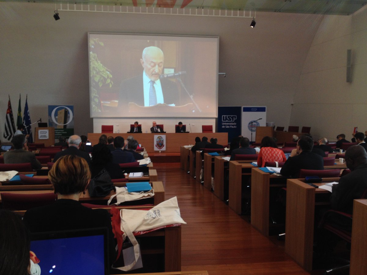 MagnaChartaObs's tweet photo. Univ. committments, 28y after MCU draft: defend teaching freedom, research in univ. and independance. Fabio Roversi-Monaco #magnacharta2016 https://t.co/HTwkuGbIGr