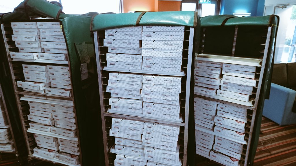 yorkunisu's tweet photo. Get that #FridayFeeling with free Krispy Kreme Donuts in your space NOW! #ByTheBox https://t.co/CdTea6HLJF
