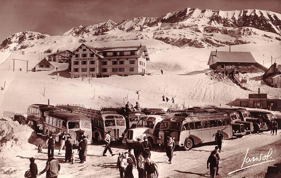 Alpe d'Huez tweet media