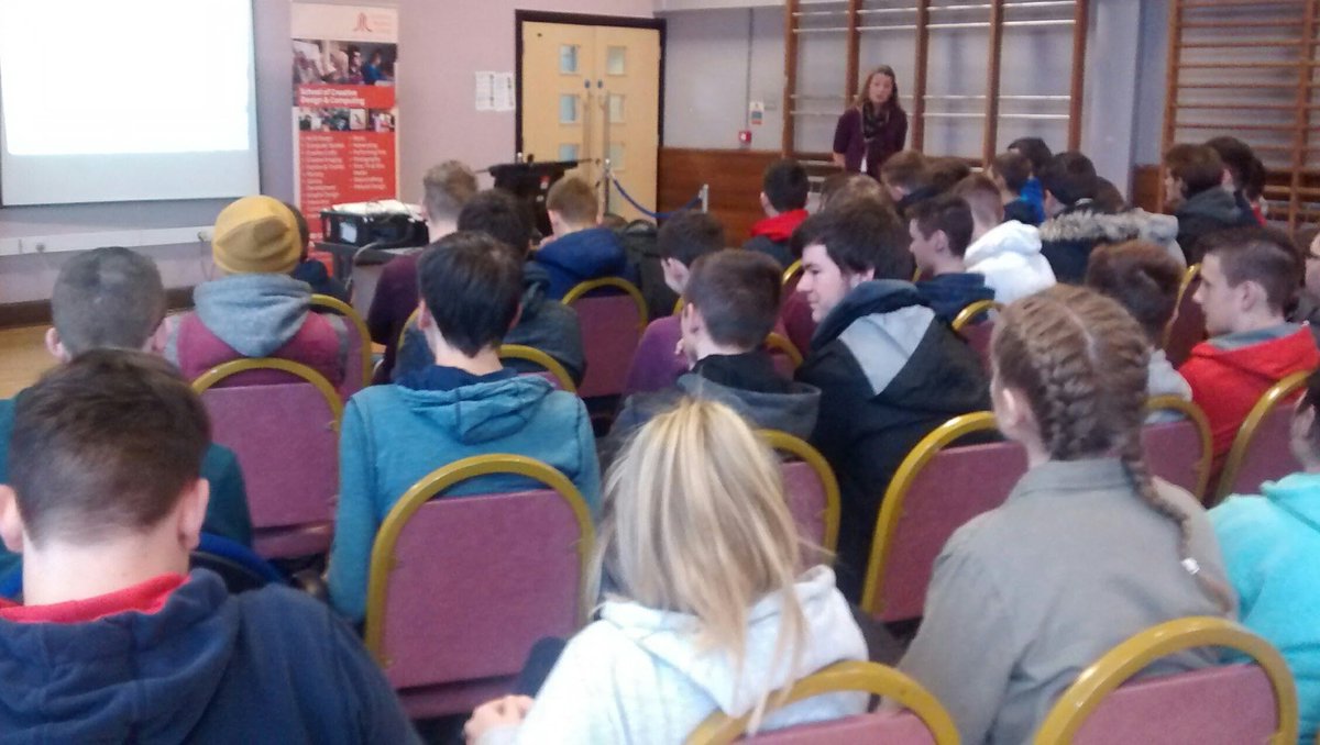 HMcC_SRC's tweet photo. Level 3 IT students @srcchat Newry reviewing skills &amp; qualities with Shona Dunne from @Economy_NI in this morning's careers session. https://t.co/jQG0NmqyCZ