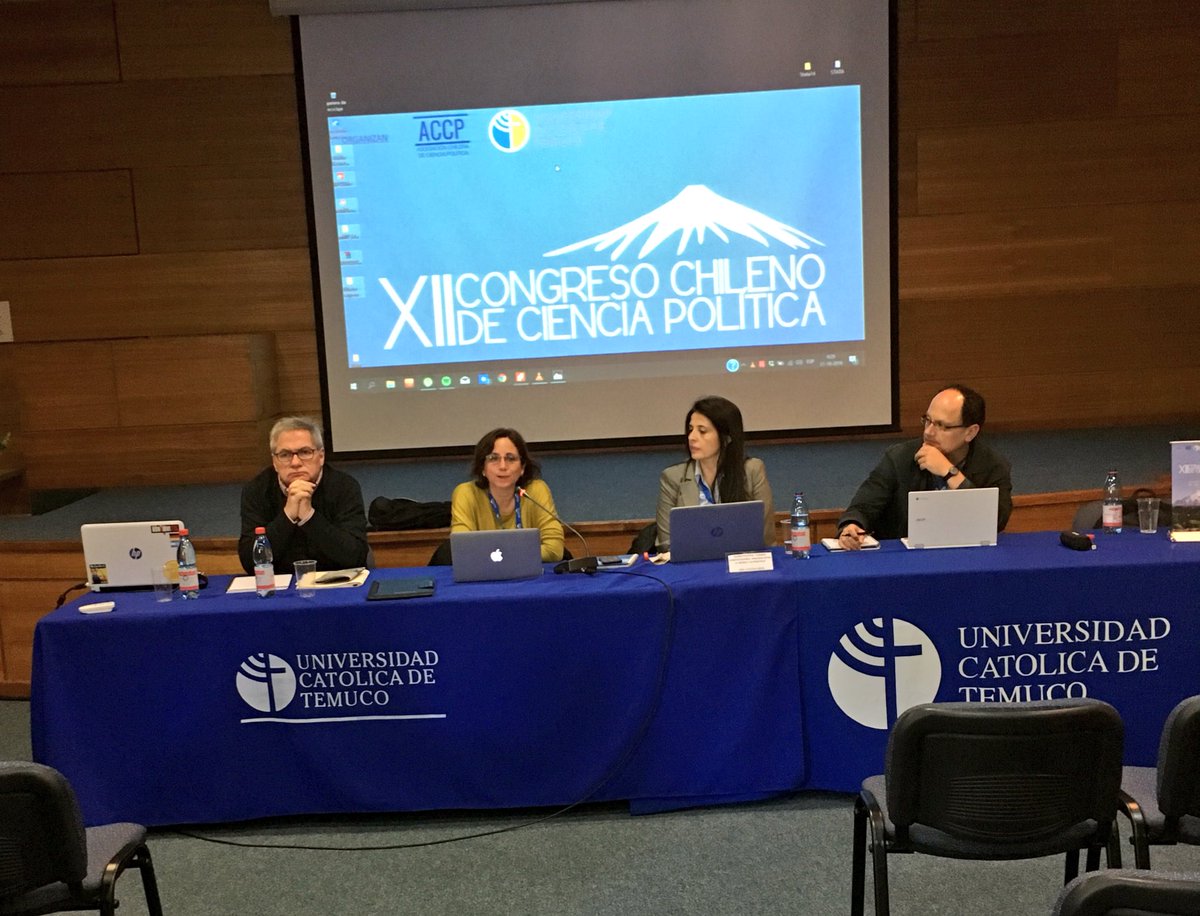 ACCPChile's tweet photo. Felipe Agüero, @claudiaheiss @mriost y Gonzalo Bustamante. #congresoaccp https://t.co/w2YH8liIjz