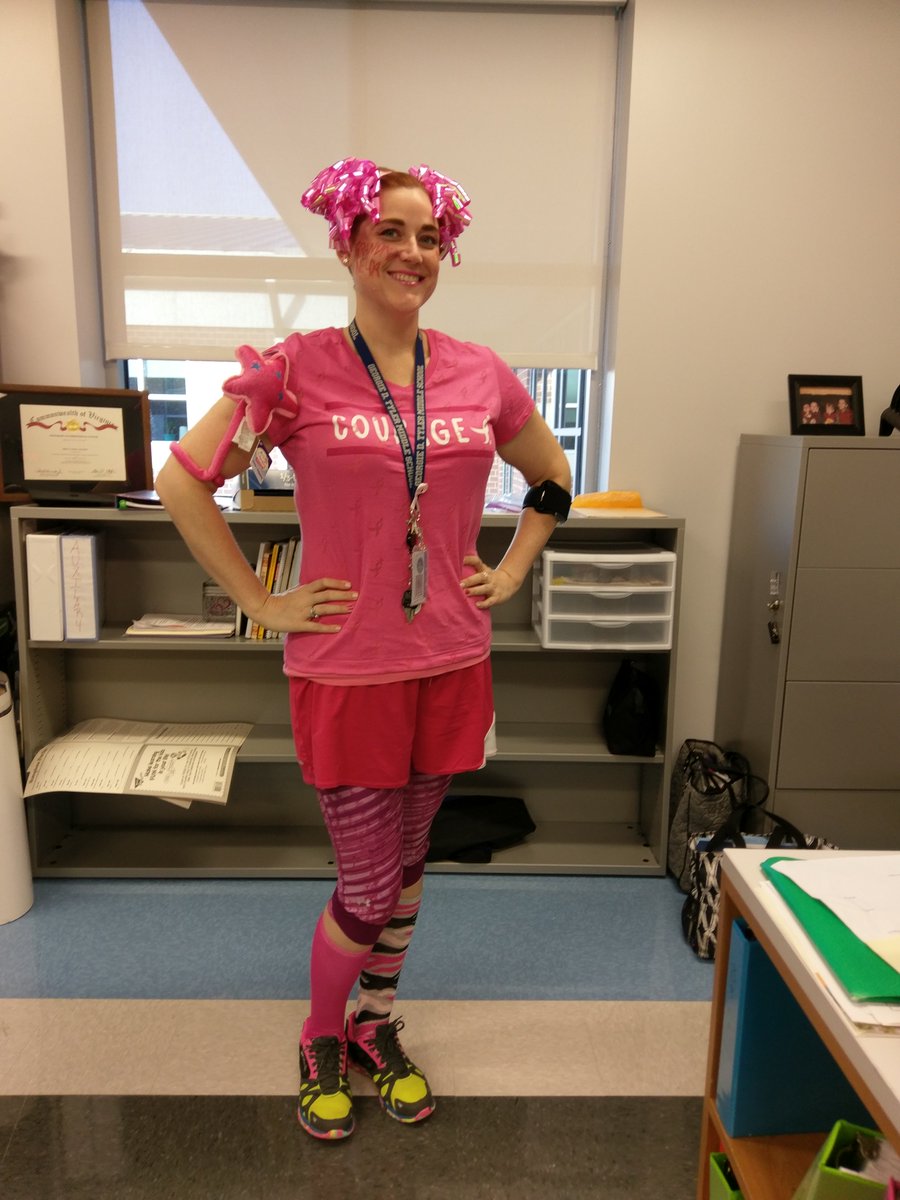 GTMSMissA's tweet photo. Think I have enough pink on? #PinkOut2016 #gtmstitans #iwcs https://t.co/mCzr1Bin8W