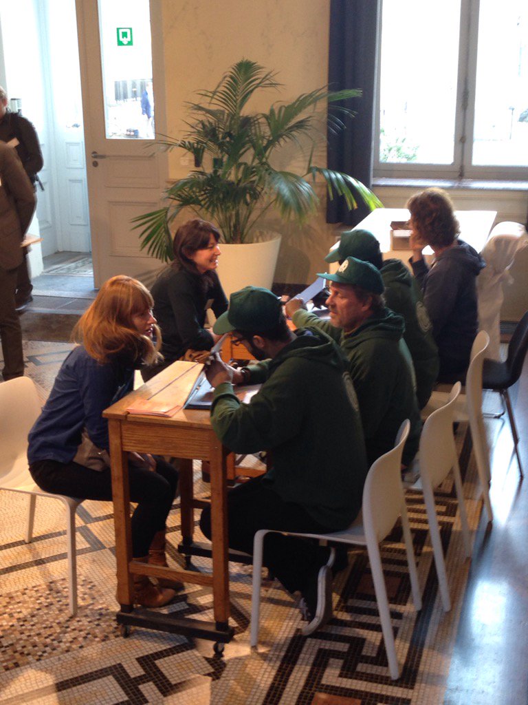 BartBruneel's tweet photo. Cirq verrast op startevent #level2work https://t.co/ji1Ey9p9c3