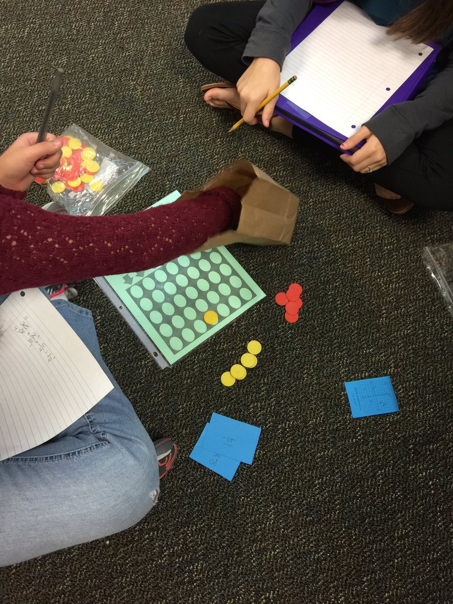 ashwilliams314's tweet image. Connect four for some#flashbackfriday review @6thMathWCJH #wcjhmath #wchowlout