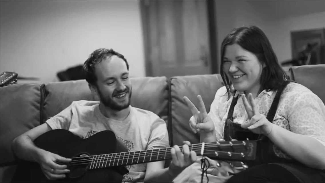 smallmintband's tweet photo. 🍻🎄🎅🏻GIG NEWS 🍻🎄🎅🏻 Myself and the wonderful @beulahkim will be hosting a Merry Merry Merry Christmas gig - 14th of December -subflower pub https://t.co/CBdKGCkp8n
