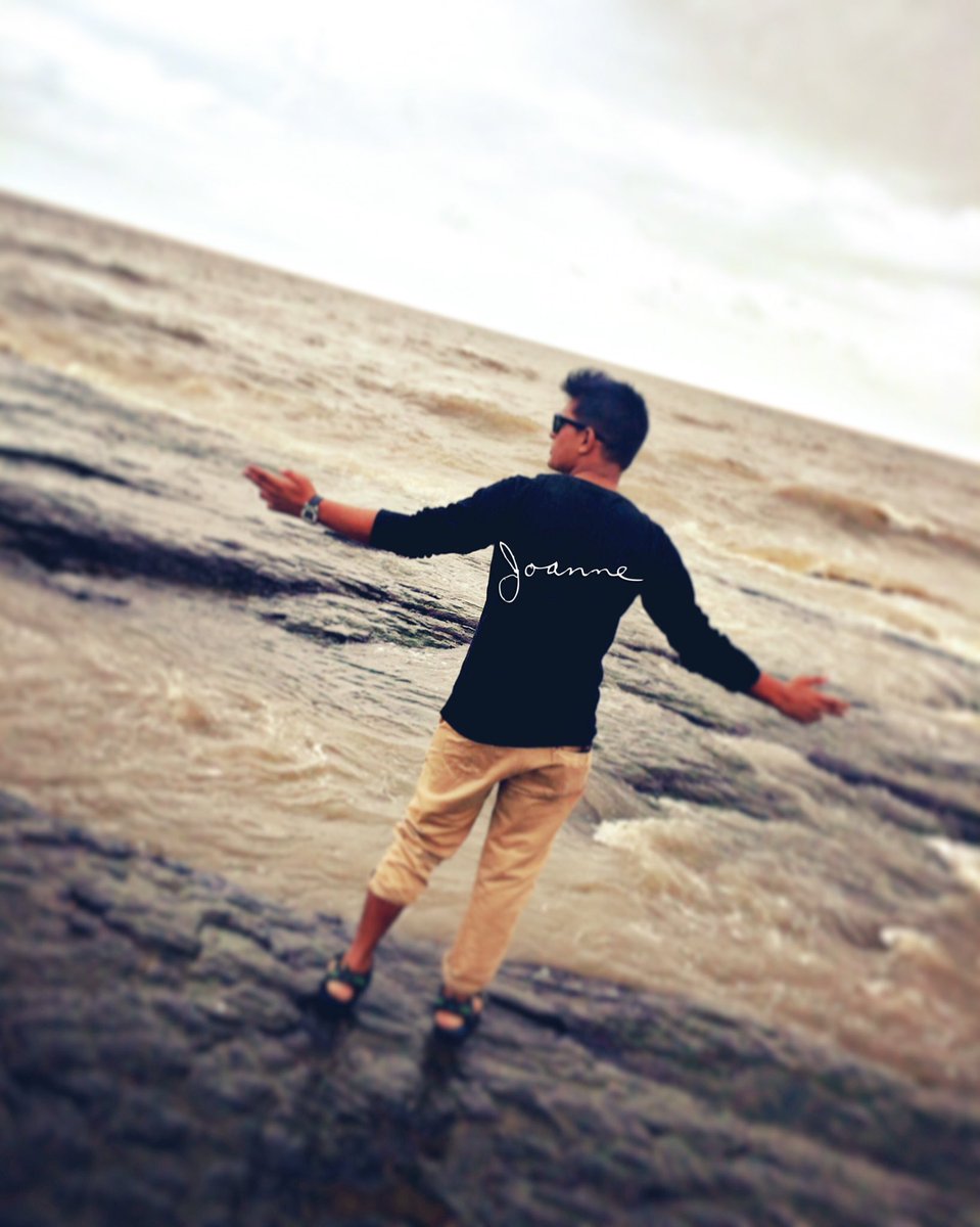 isankm7's tweet photo. Life Began when u step out from ur comfort zone https://t.co/iU0hgTFezd