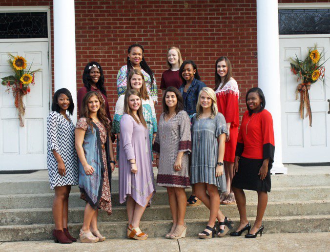 Nettleton_High's tweet photo. Congratulations to our #2016Homecoming Court! We hope you enjoy your night and #GoTigers #StripesTown https://t.co/e0y2BIr6kg