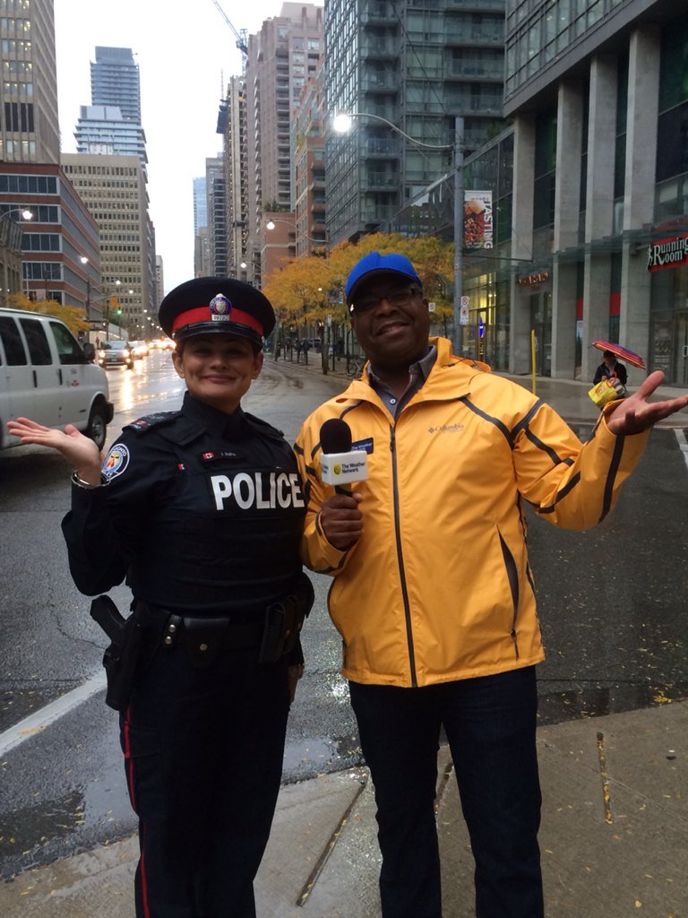 <a href="/OfficerJen/">Jenifferjit Sidhu</a> reminds us to be seen be heard be prepared when crossing the road <a href="/weathernetwork/">The Weather Network</a>
